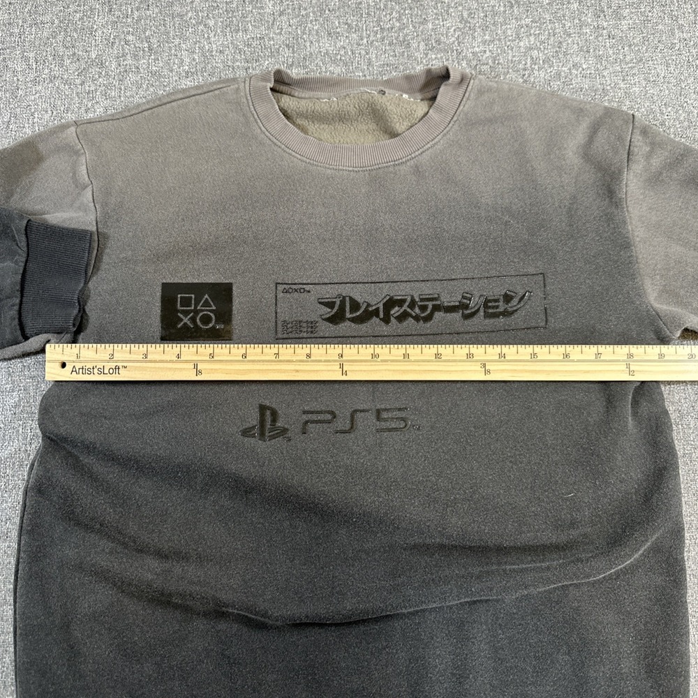 PlayStation PS5 Crewneck Sweatshirt Mens Large Gray Black Graphic - Picture 4 of 6